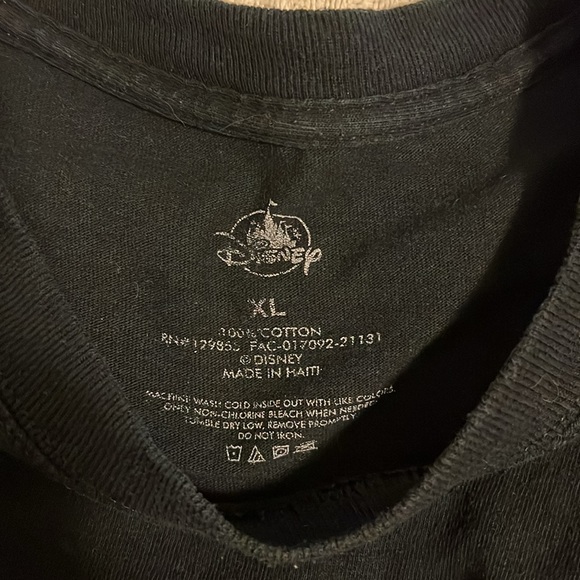 Disney T-shirt, Mickey Design 1928, Women’s XL - Picture 3 of 4